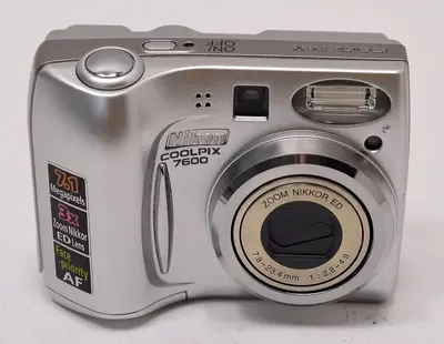 Nikon 7600 Image
