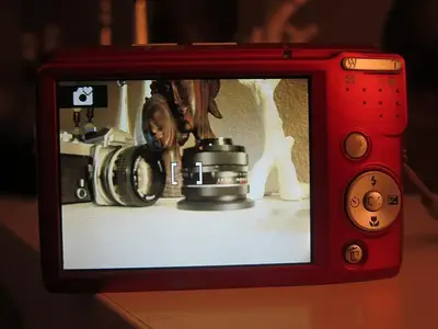 Nikon Coolpix L18 Image