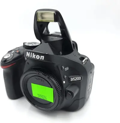 Nikon D5200 Image