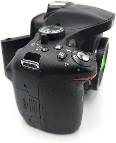 Nikon D5200 Image