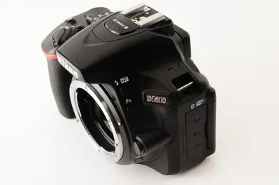 Nikon D5600 Image