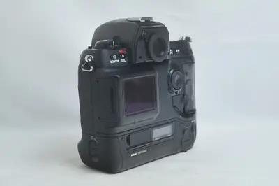 Nikon D1 Image