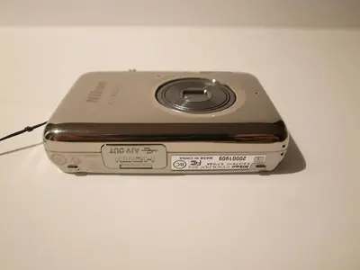 Nikon COOLPIX S02 Image