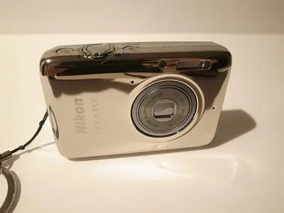 Nikon COOLPIX S02 Image