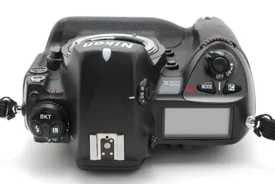 Nikon D2x Image