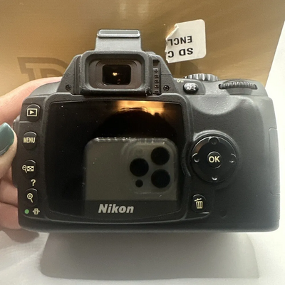 Nikon D40X Image