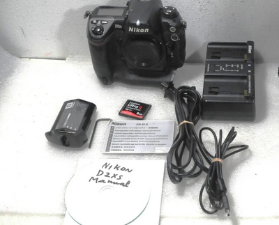 Nikon D2Xs Image