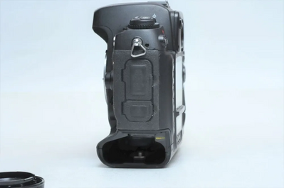 Nikon D2X Image