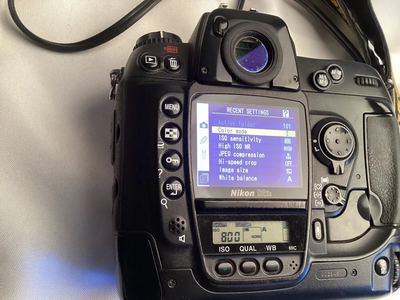 Nikon D2X Image