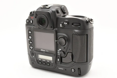 Nikon D2X Image