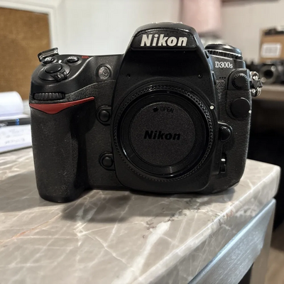 Nikon D300S Image