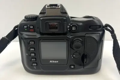 Nikon D100 Image