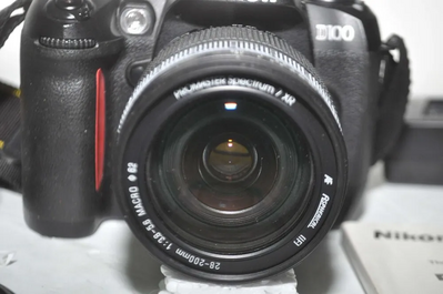 Nikon D100 Image