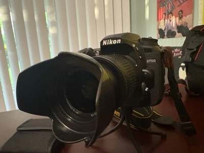 Nikon D7500 Dual Zoom Lens kit Image