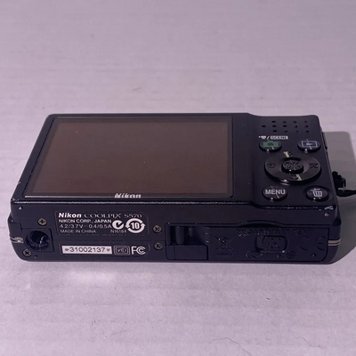 Nikon S560 Image