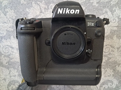 Nikon D1X Image