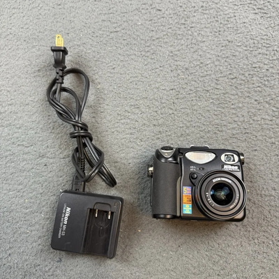 Nikon 5000 Image