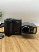 Nikon Coolpix 990 Image