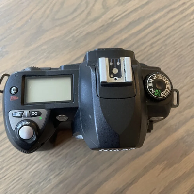 Nikon D70s Image