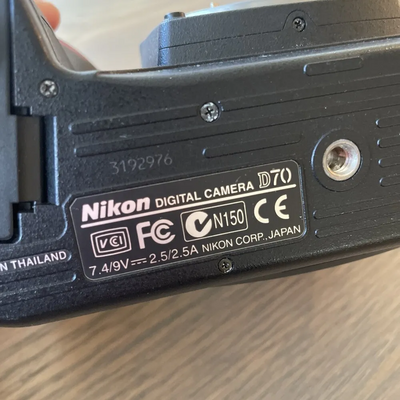 Nikon D70s Image