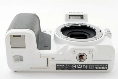 Nikon V2 Image
