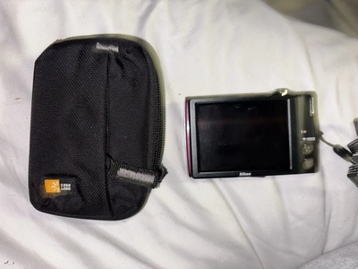 Nikon S4000 Image