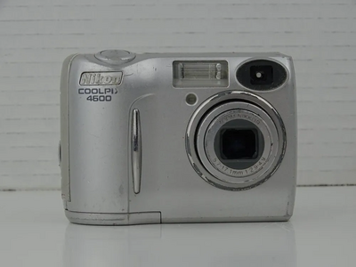 Nikon 4600 Image