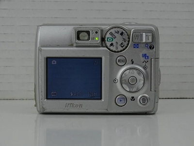 Nikon 4600 Image