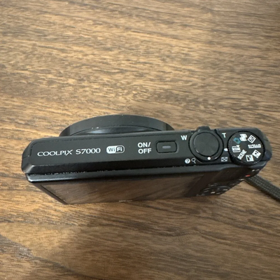Nikon Coolpix S7000 Image
