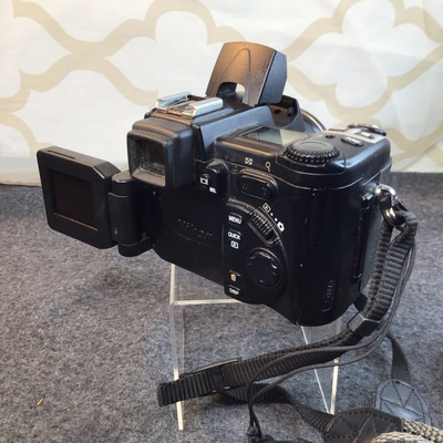 Nikon 5700 Image
