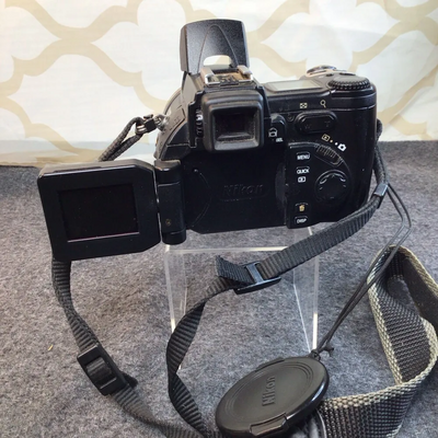 Nikon 5700 Image