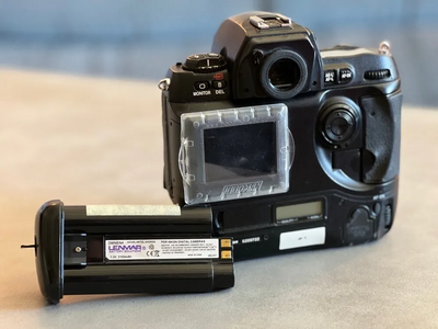 Nikon Dh1 Image