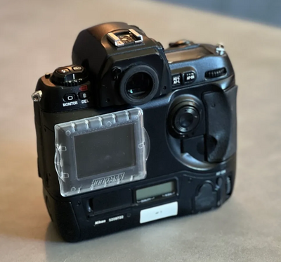 Nikon Dh1 Image