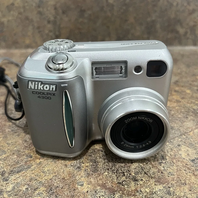 Nikon 4300 Image