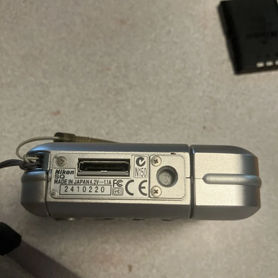 Nikon SQ Image