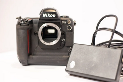 Nikon D1H Image