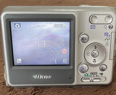 Nikon L4 Image