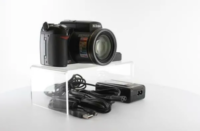 Nikon Coolpix 8800 Image