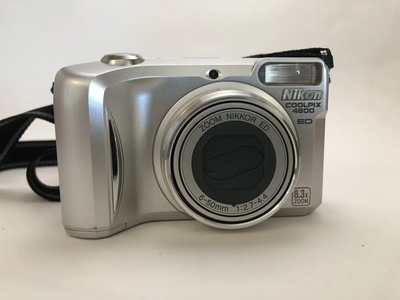 Nikon Coolpix 4800 Image
