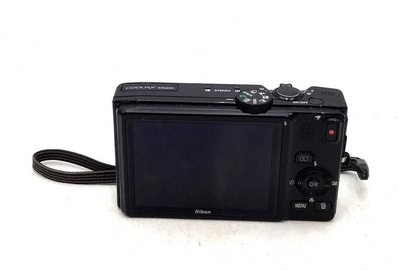 Nikon S8200 Image