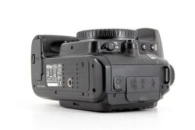 Nikon D80 Image