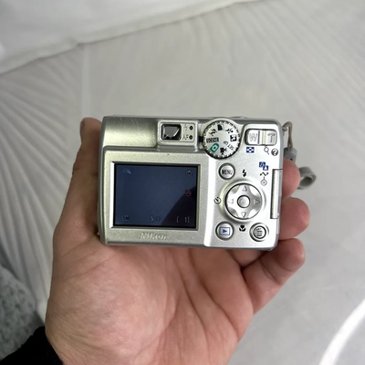 Nikon 5600 Image