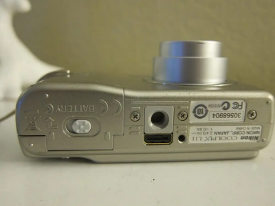 Nikon L11 Image