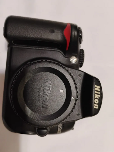Nikon D5000 Image