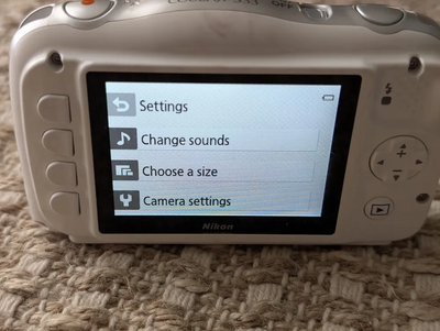 Nikon Coolpix s33 Image