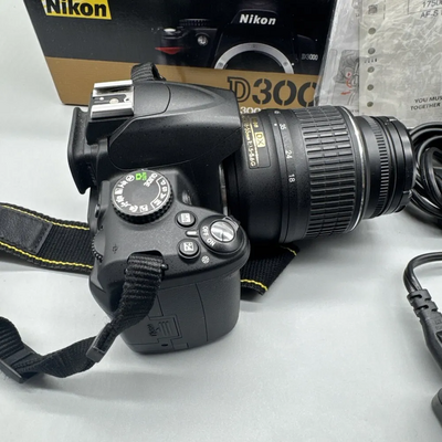 Nikon D3000 Image