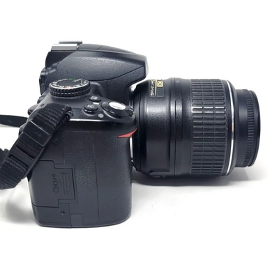Nikon D3000 Image