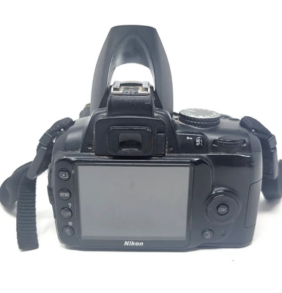 Nikon D3000 Image