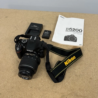 Nikon D5200 Image