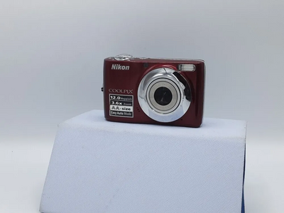 Nikon L22 Image